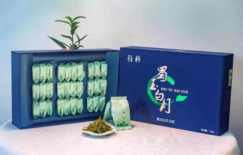 蜀玉白月白茶白叶一号3